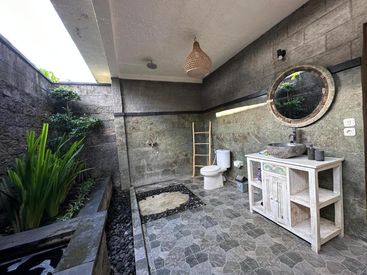乌布Mirah House别墅 外观 照片