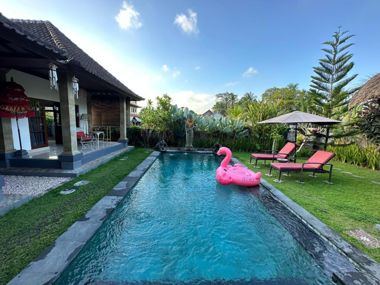 乌布Mirah House别墅 外观 照片